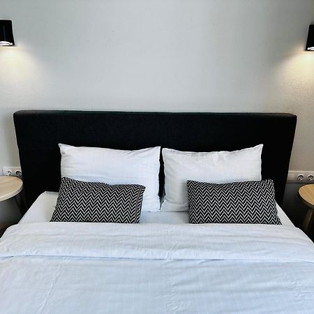 Hotel Gallery 21 Leopoli Esterno foto