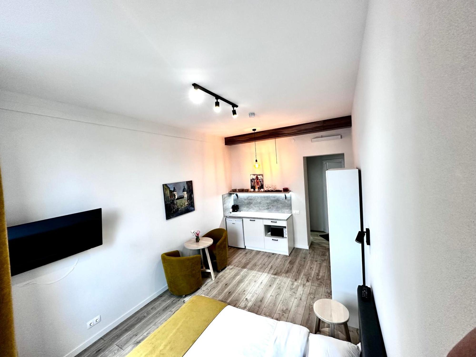 Hotel Gallery 21 Leopoli Esterno foto