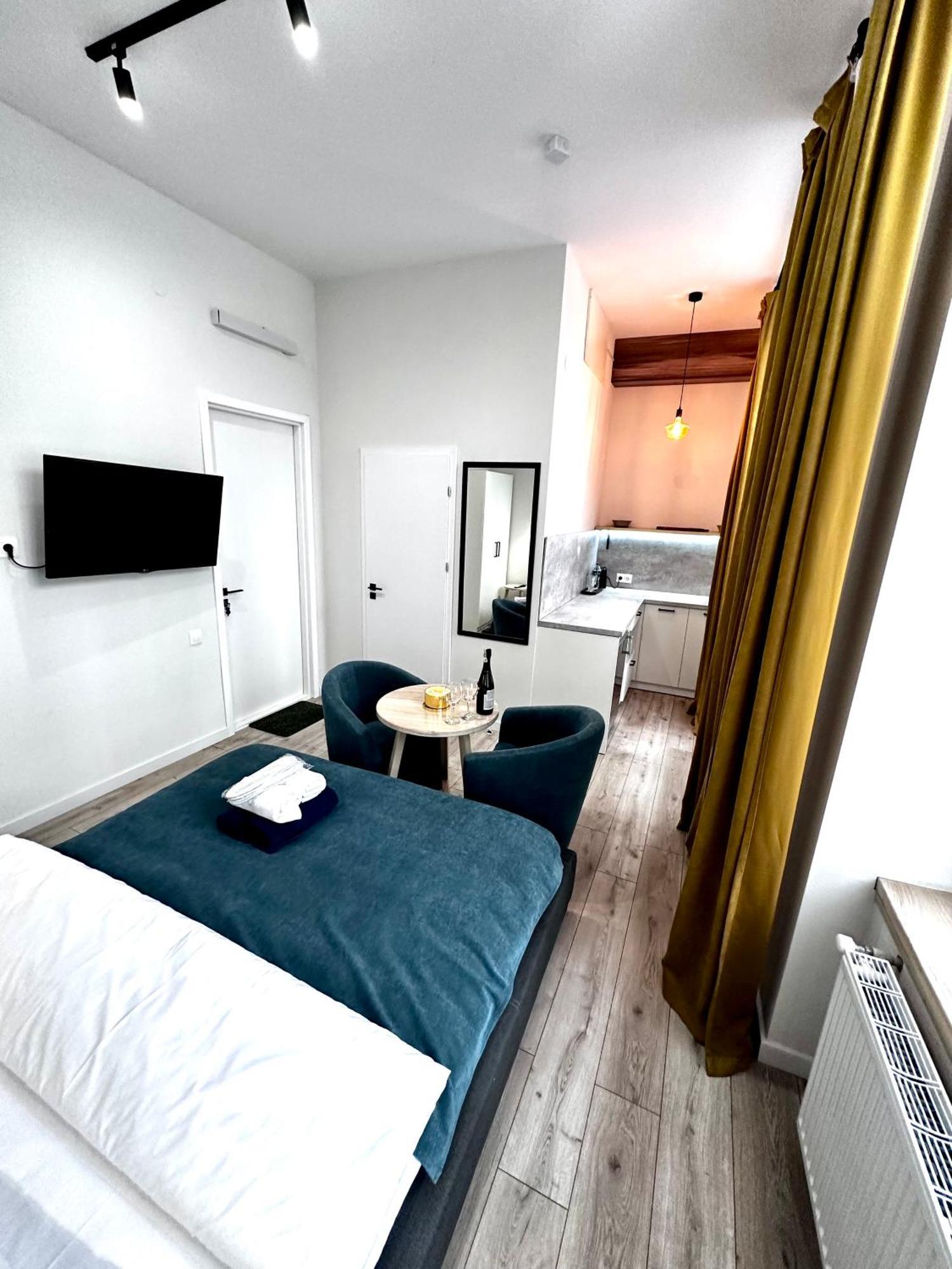 Hotel Gallery 21 Leopoli Esterno foto