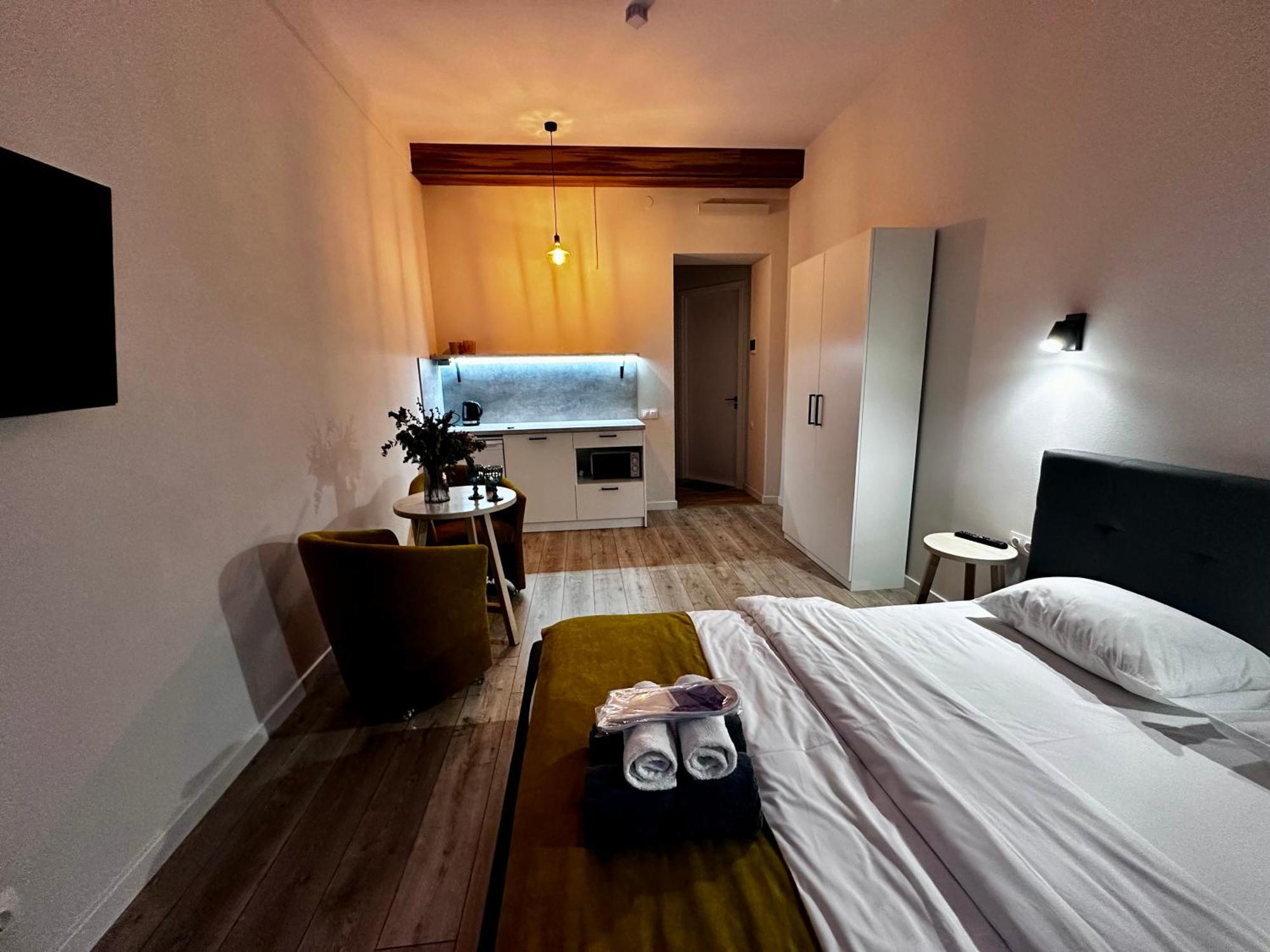 Hotel Gallery 21 Leopoli Esterno foto
