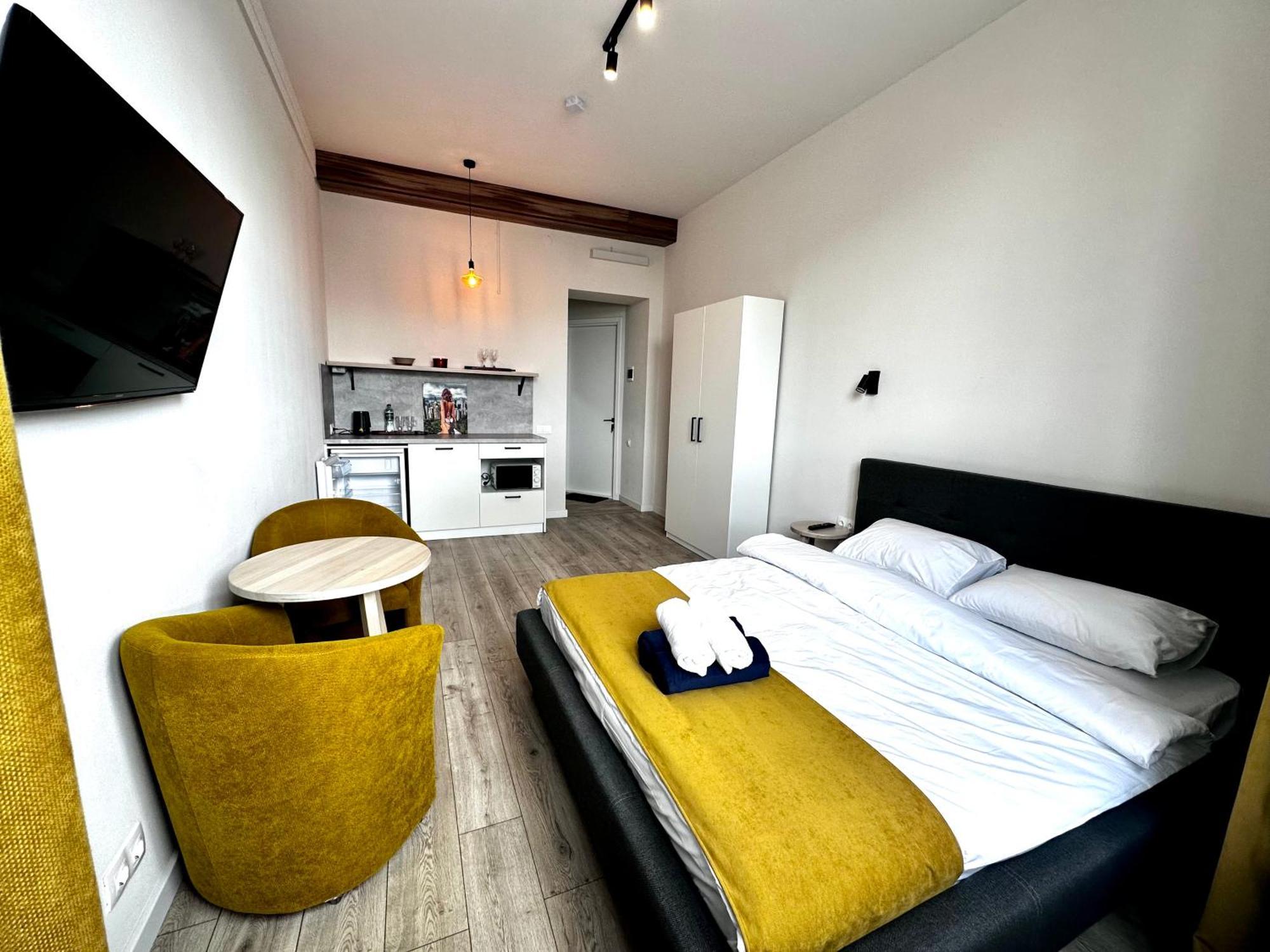 Hotel Gallery 21 Leopoli Esterno foto