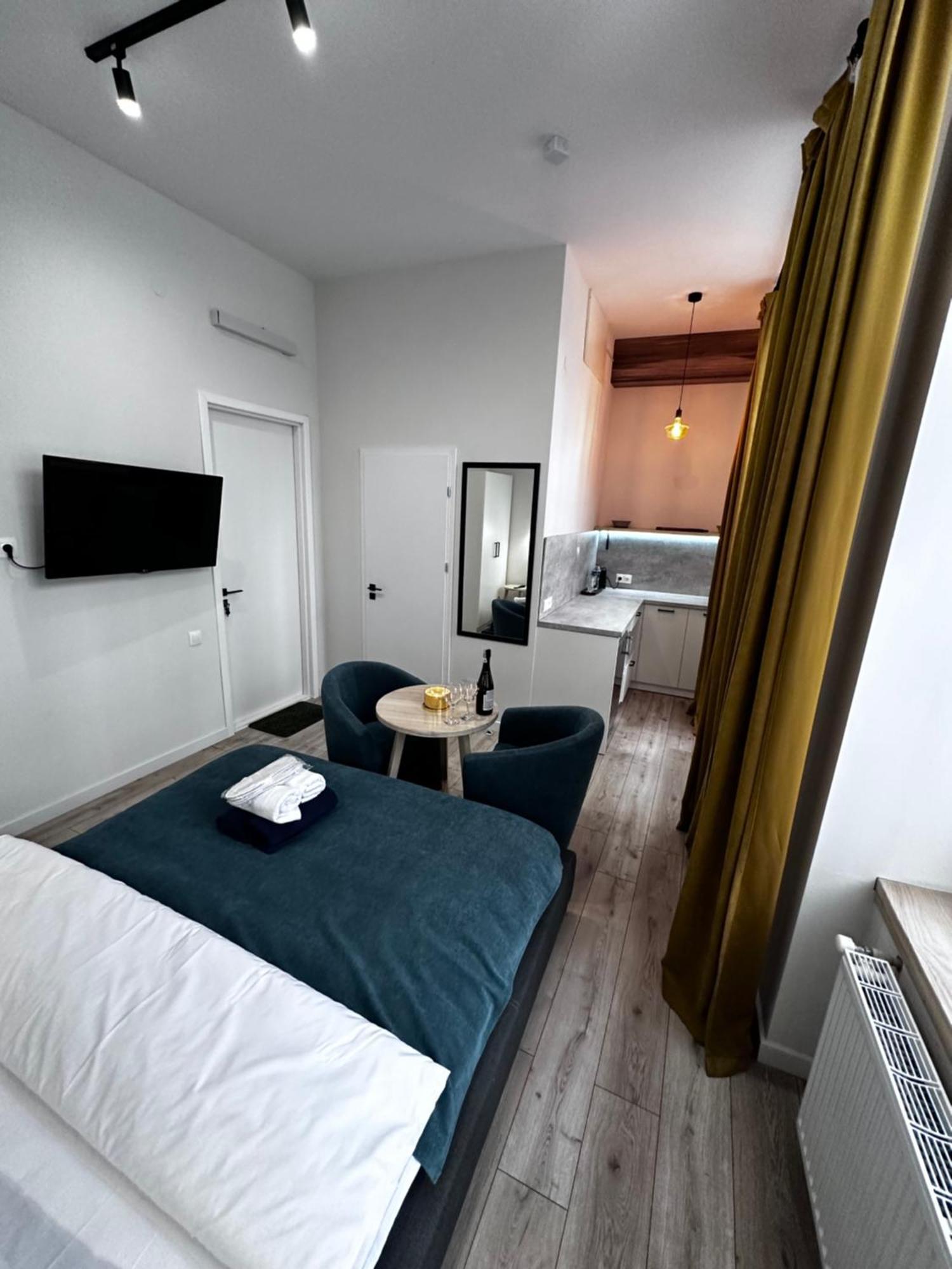 Hotel Gallery 21 Leopoli Esterno foto